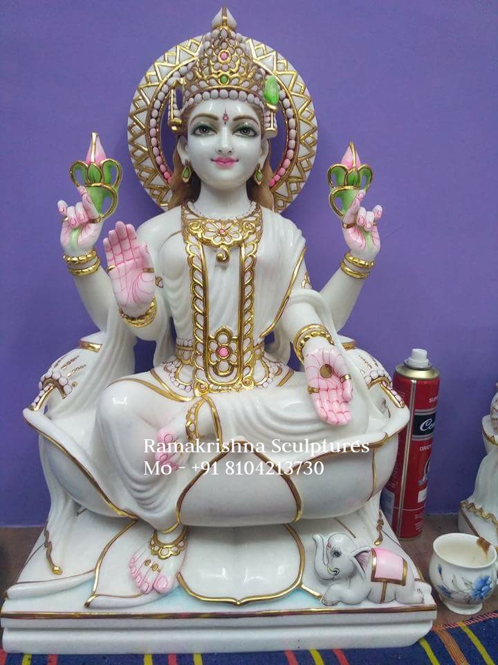 laxmi maa murti