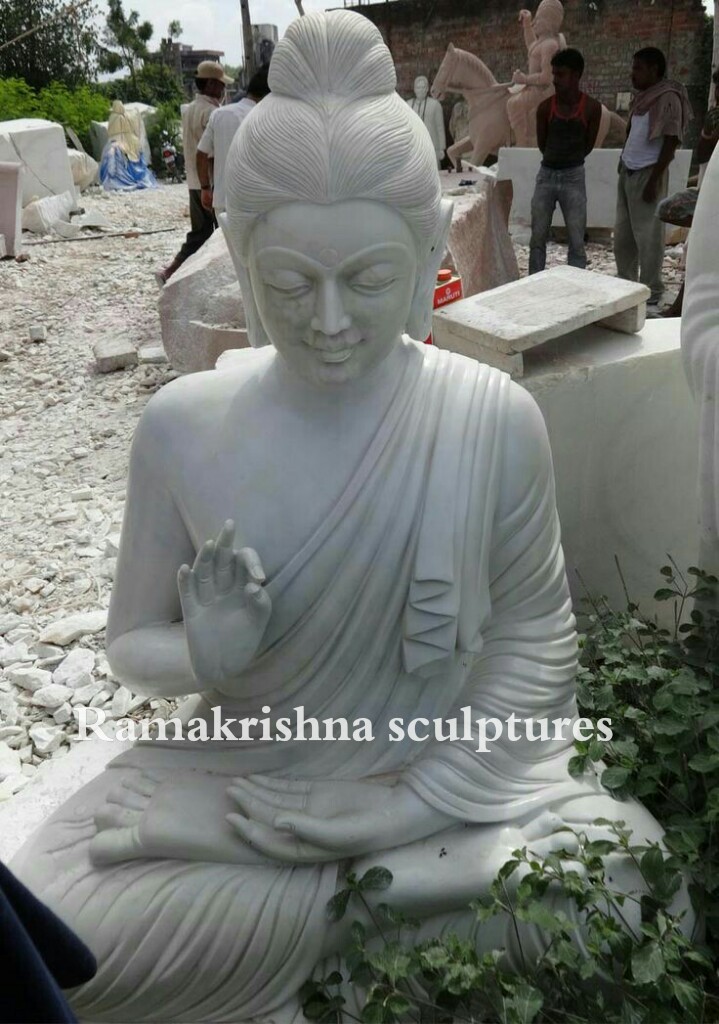 buddha statue