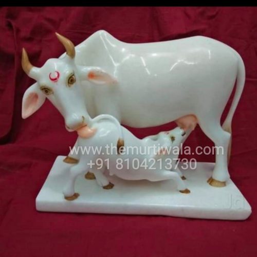 Cow calf Statue