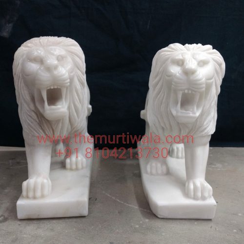 lion statue